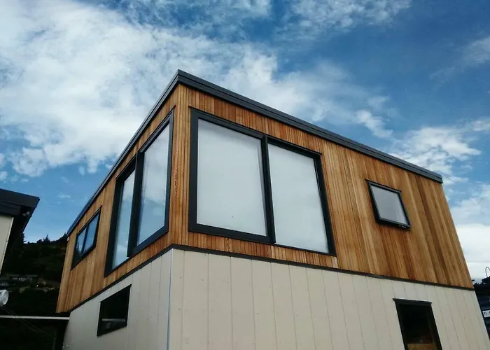 Ridge View Apartment